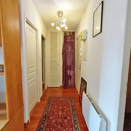 Le Nid D'oeillet, T3 Bis, Wifi, Jardin Commun Bagnères-de-Luchon