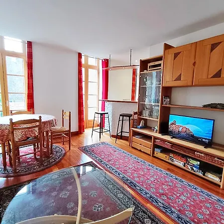 Le Nid D'oeillet, T3 Bis, Wifi, Jardin Commun * Bagnères-de-Luchon