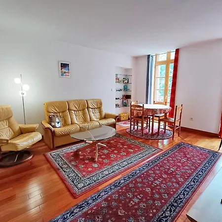 Le Nid D'oeillet, T3 Bis, Wifi, Jardin Commun Apartman *