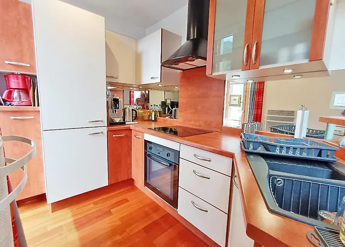 Le Nid D'oeillet, T3 Bis, Wifi, Jardin Commun